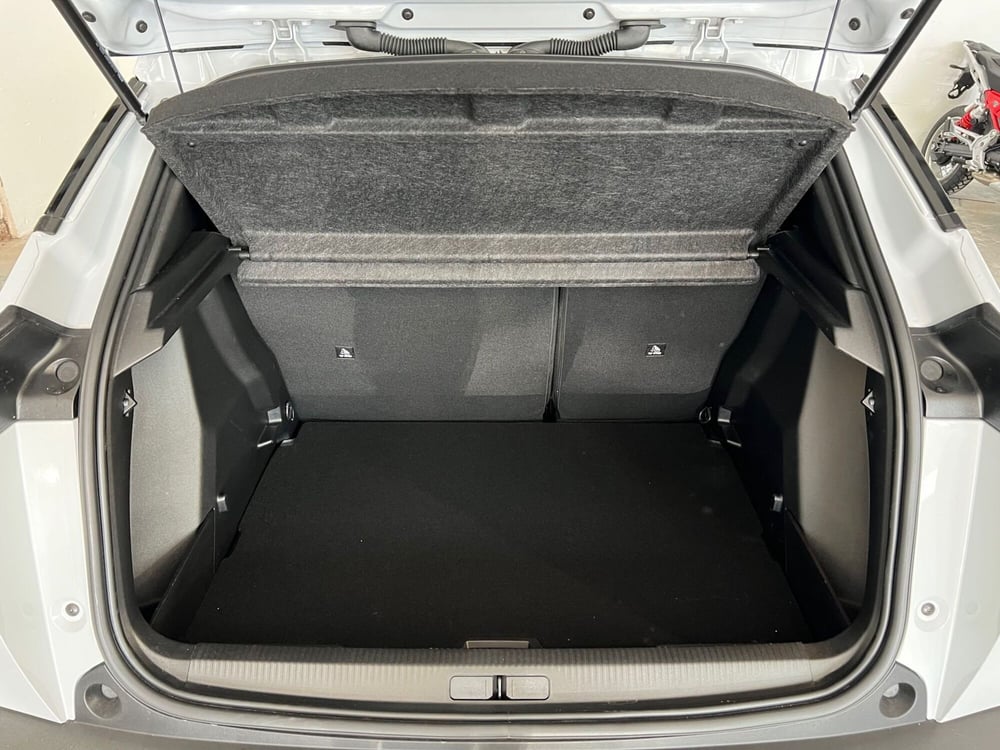 Peugeot 2008 usata a Bari (9)