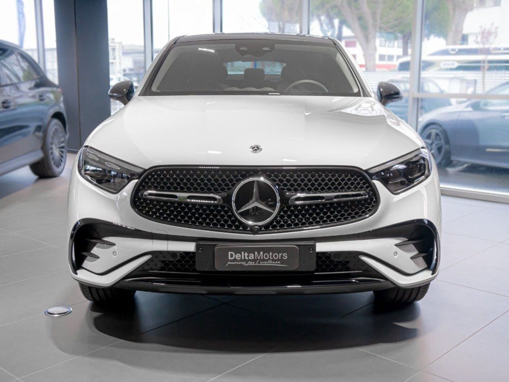 Mercedes-Benz GLC SUV nuova a Rimini (2)