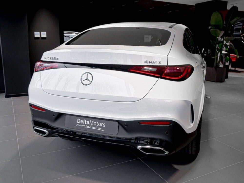Mercedes-Benz GLC SUV nuova a Rimini (7)
