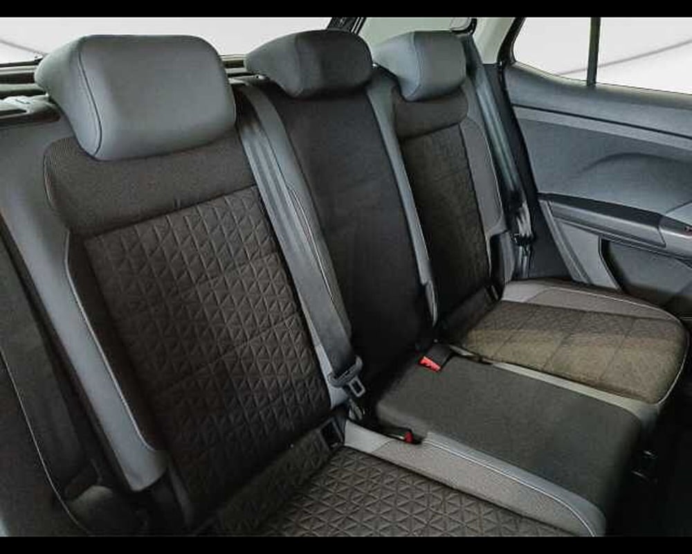 Volkswagen T-Cross usata a Roma (9)