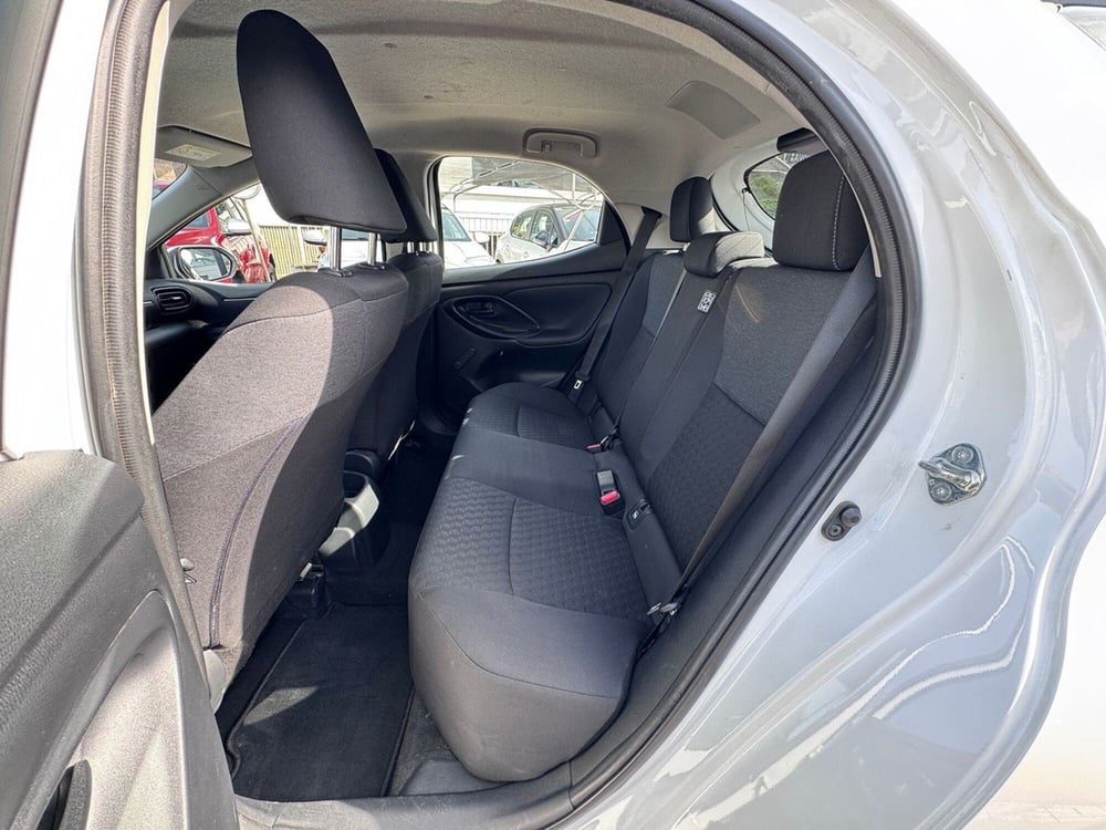 Toyota Yaris usata a Pavia (9)