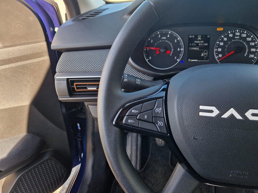 Dacia Sandero Stepway usata a Pavia (6)