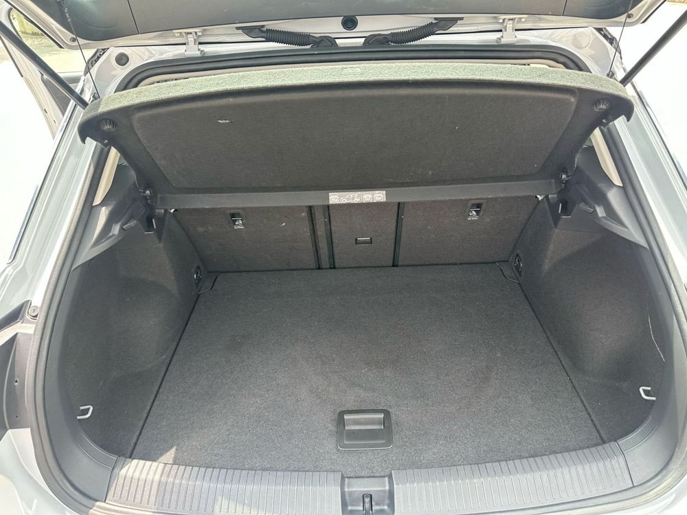 Volkswagen T-Roc usata a Caserta (20)