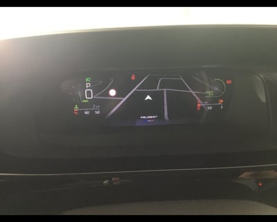 Peugeot 308 1.2 hybrid Allure 136cv e-dcs 6 nuova a Varese