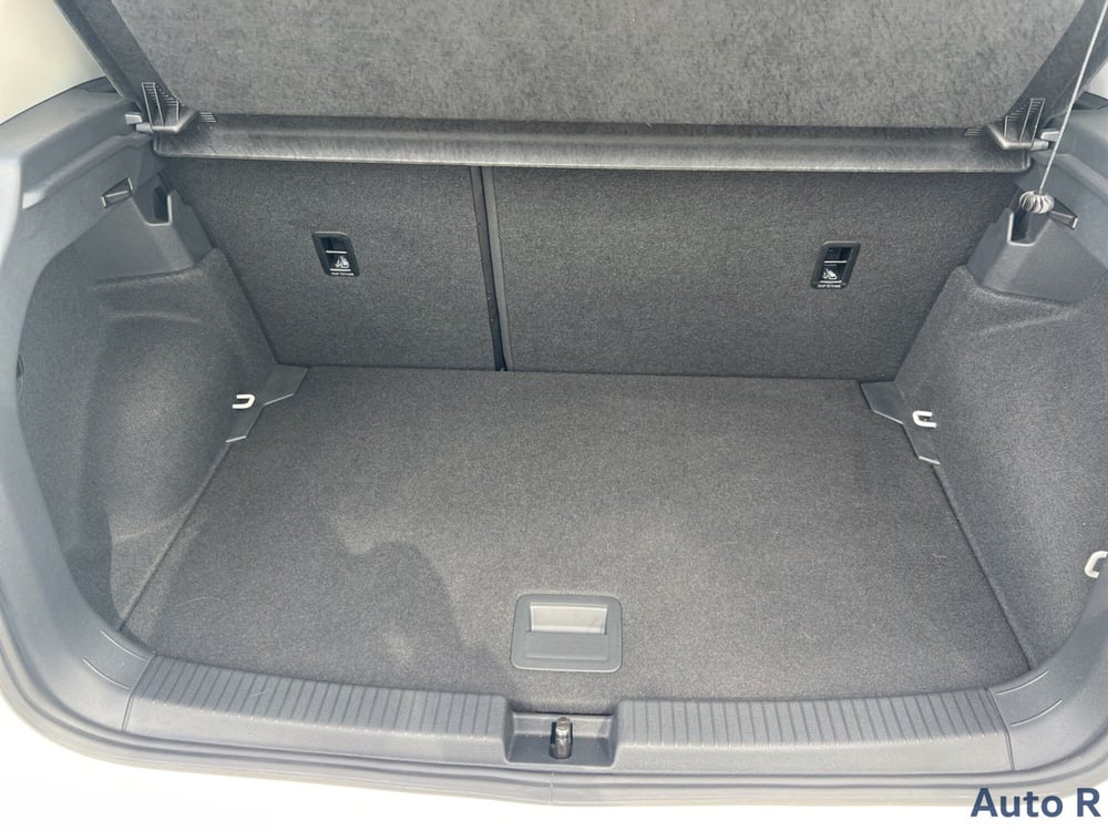 Volkswagen T-Cross usata a Potenza (8)