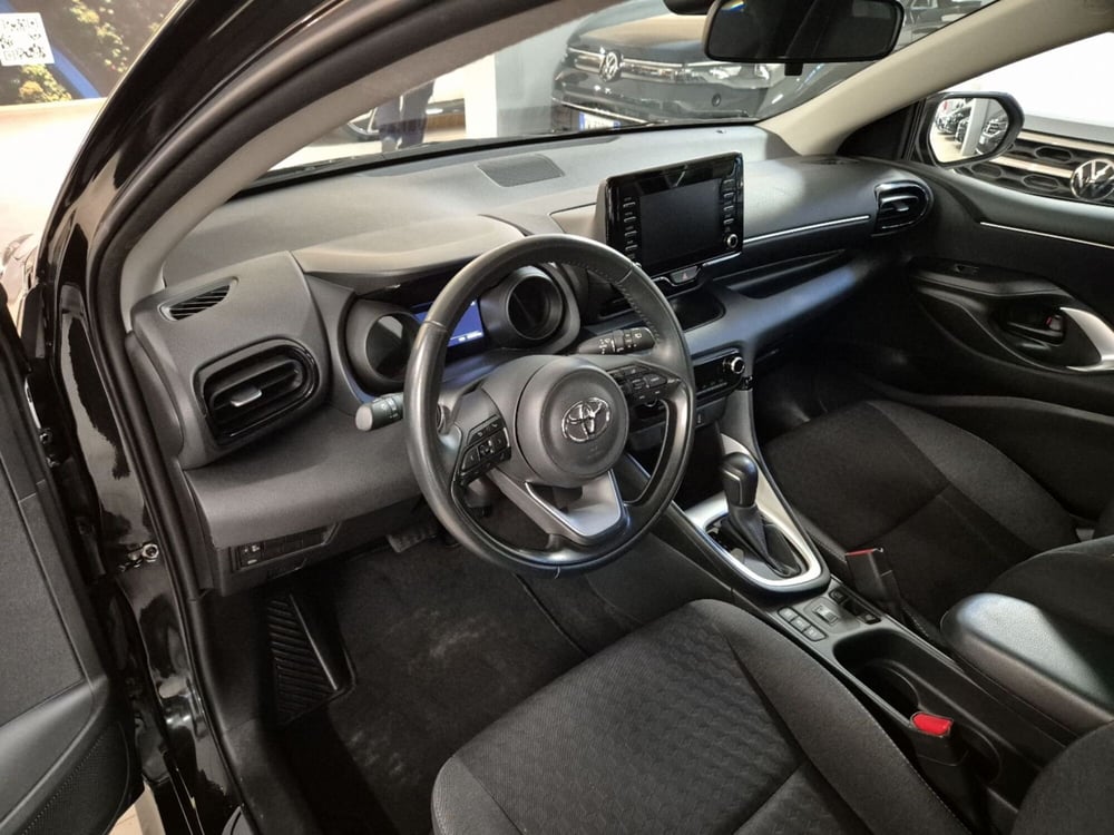 Toyota Yaris usata a Firenze (11)