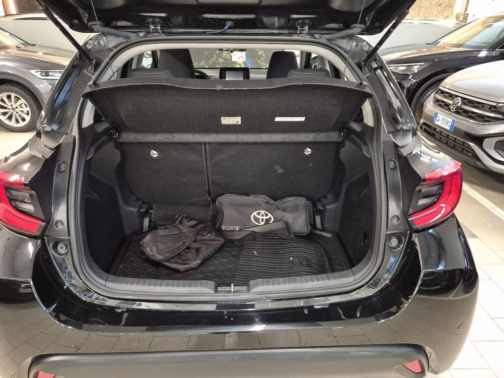 Toyota Yaris usata a Firenze (15)