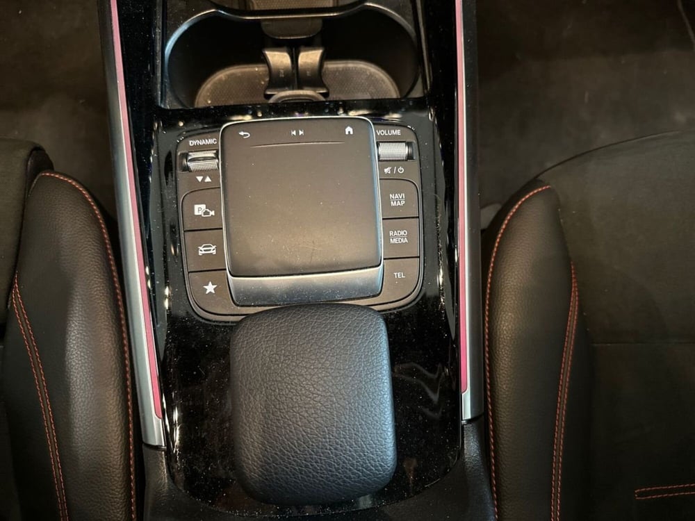 Mercedes-Benz GLA SUV usata a Prato (20)
