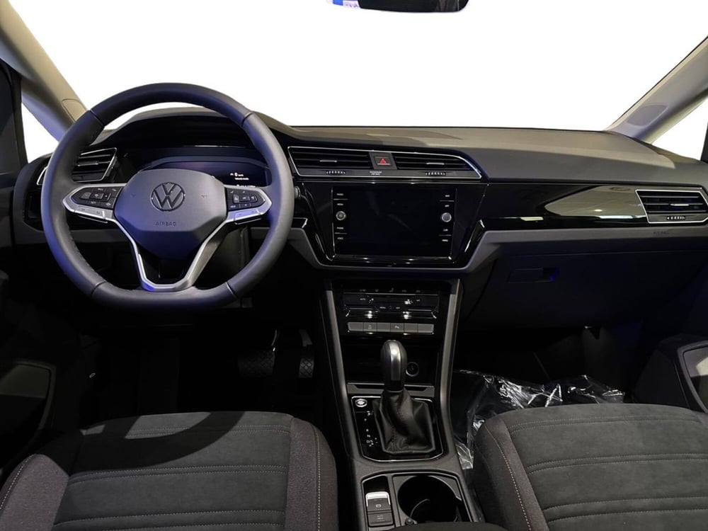 Volkswagen Touran usata a Prato (11)