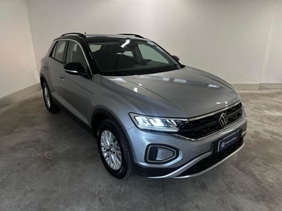Volkswagen T-Roc 2.0 tdi Life 115cv del 2023 usata a Avezzano