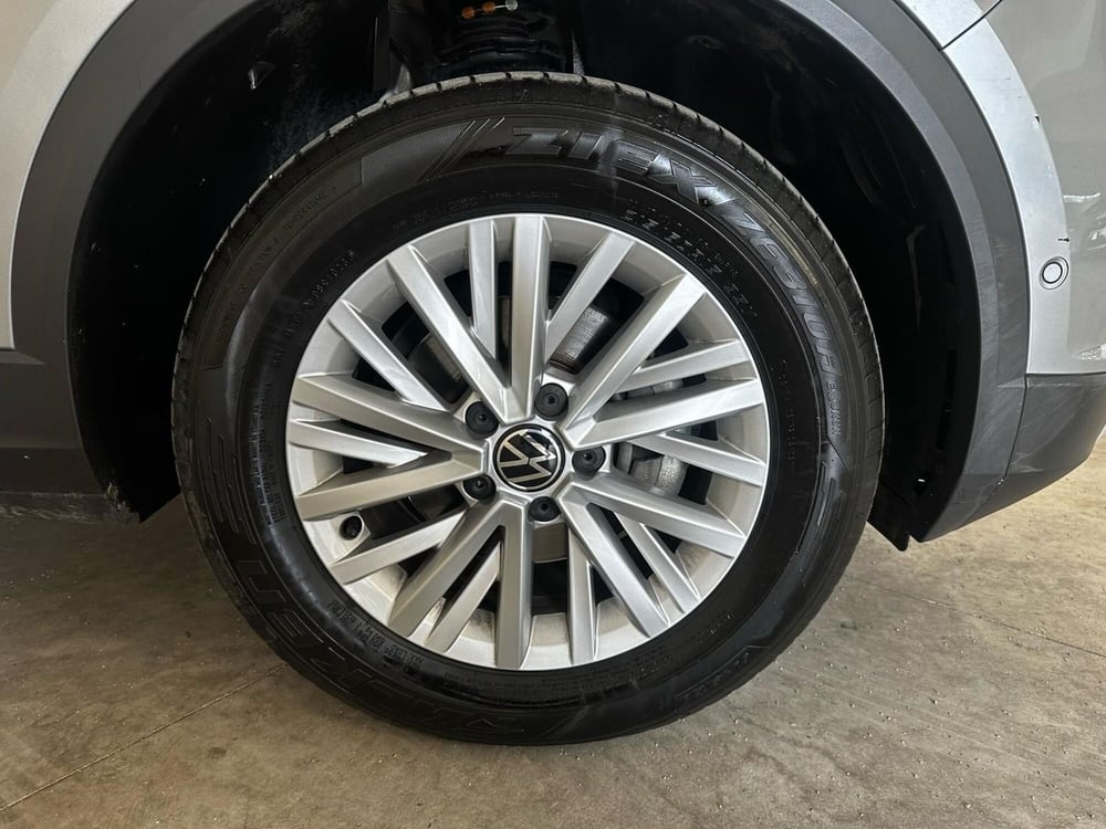 Volkswagen T-Roc usata a L'Aquila (8)