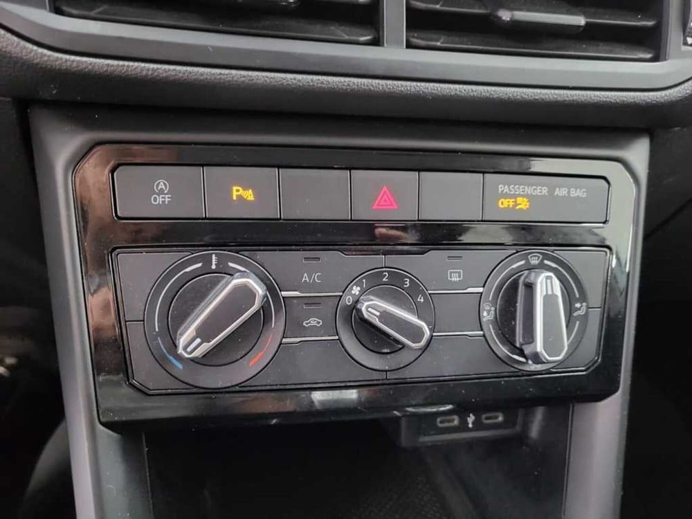 Volkswagen T-Cross usata a Catanzaro (9)