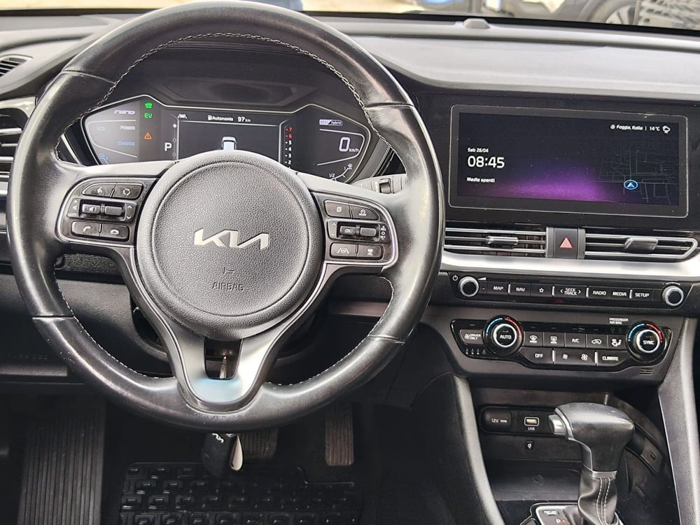 Kia Niro usata a Foggia (11)