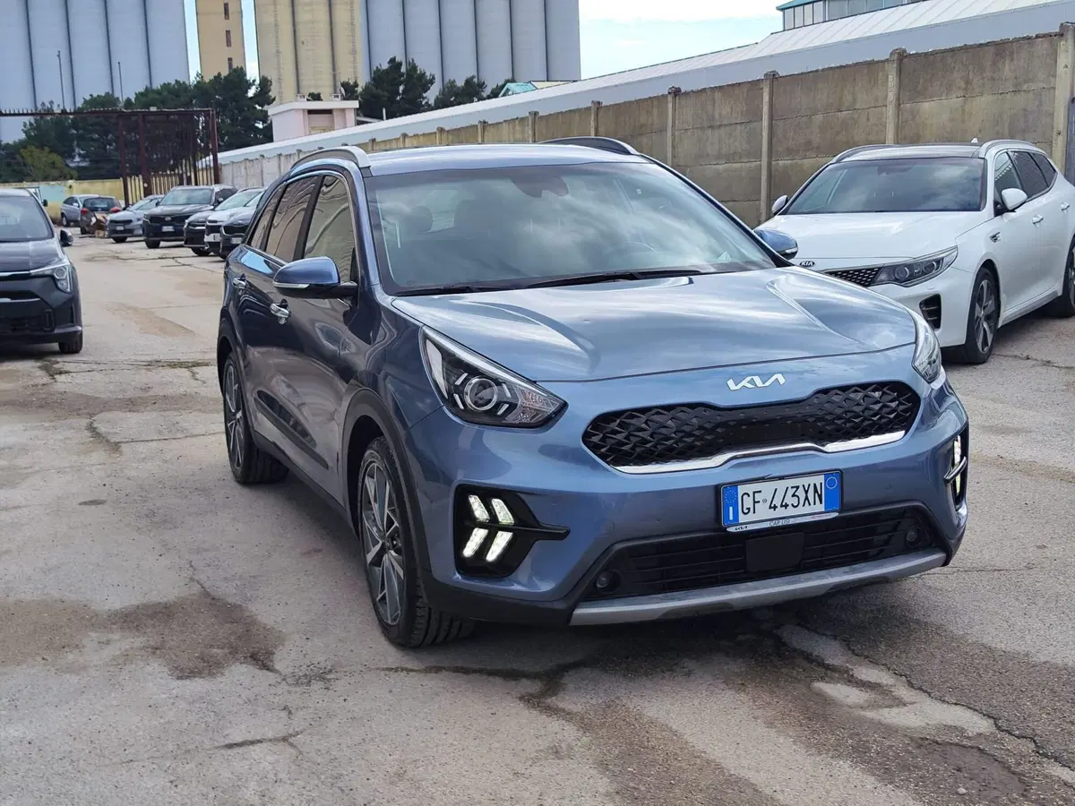 Kia Niro usata a Foggia (3)