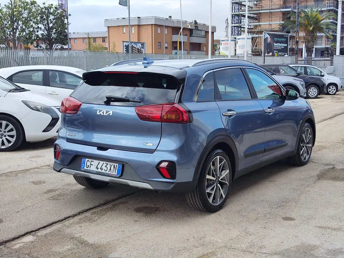 Kia Niro usata a Foggia (5)