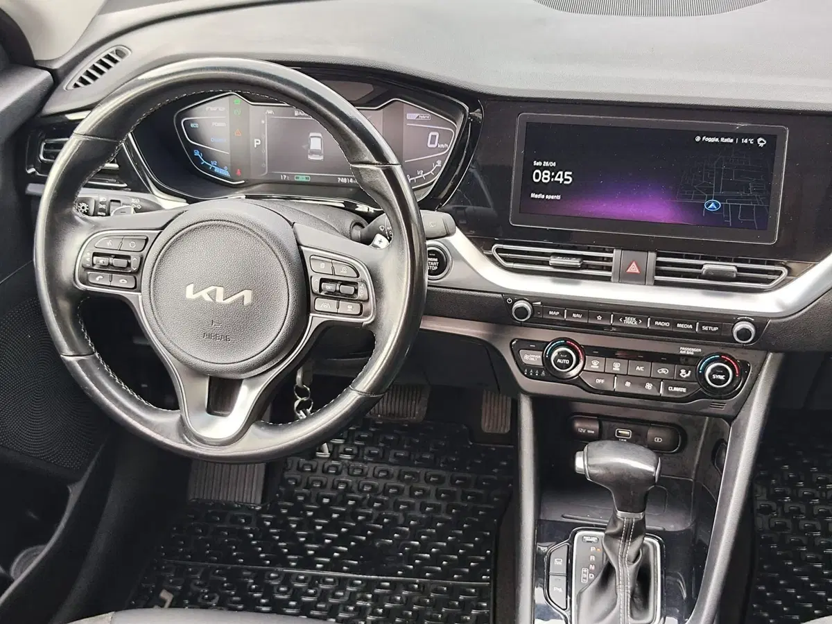 Kia Niro usata a Foggia (7)