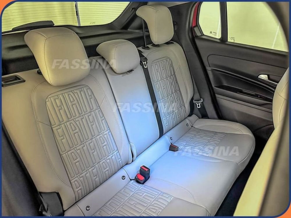 Fiat 600 nuova a Milano (12)