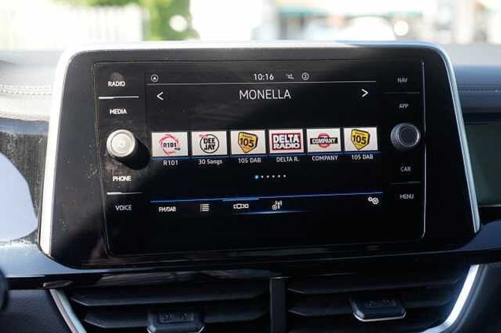 Volkswagen T-Roc usata a Rovigo (14)