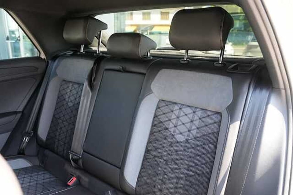 Volkswagen T-Roc usata a Rovigo (17)