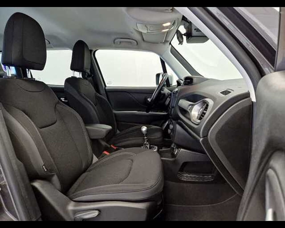 Jeep Renegade usata a Milano (10)