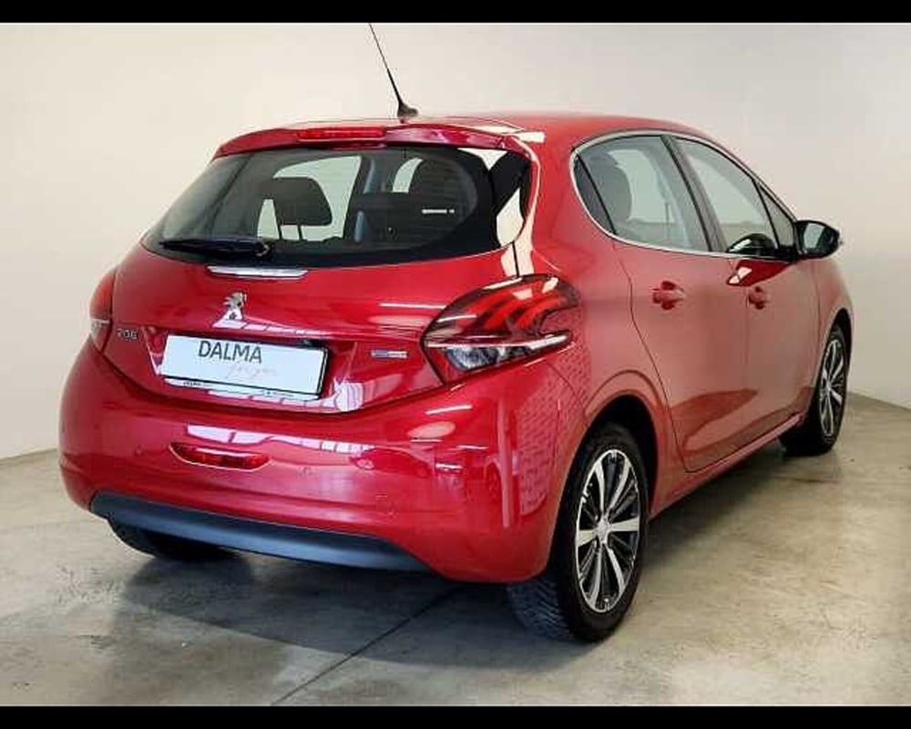 Peugeot 208 usata a Milano (4)