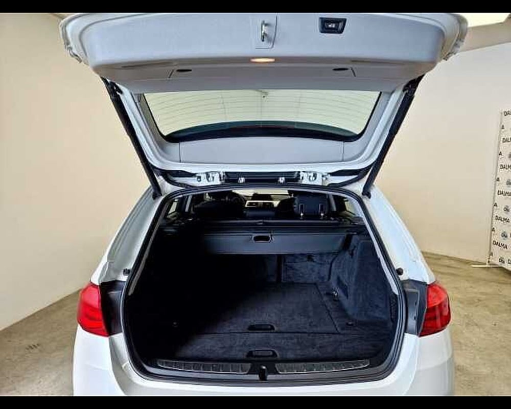 BMW Serie 3 Touring usata a Milano (12)
