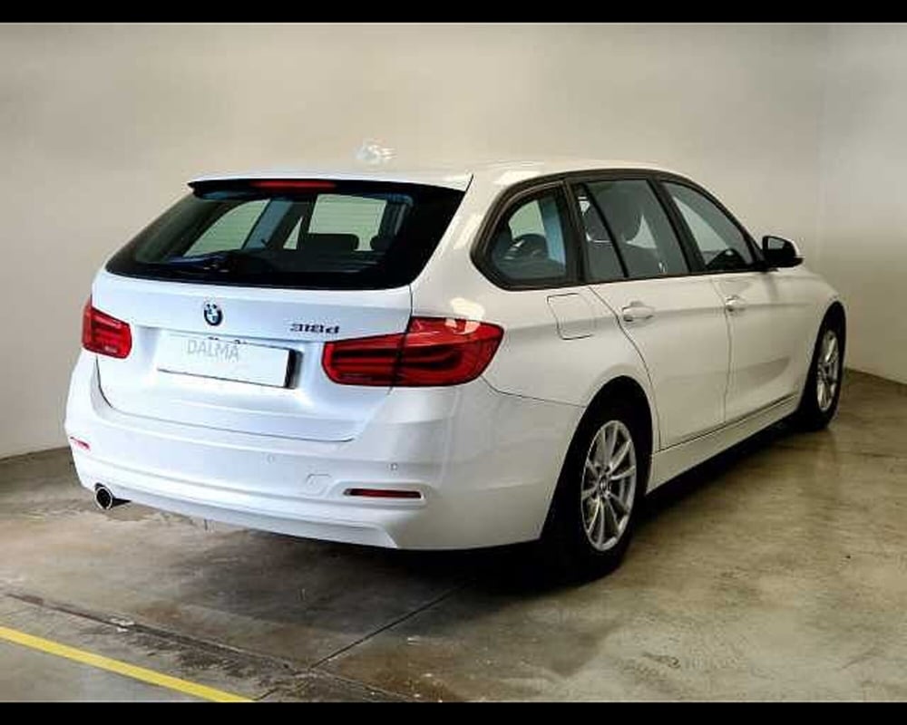 BMW Serie 3 Touring usata a Milano (4)