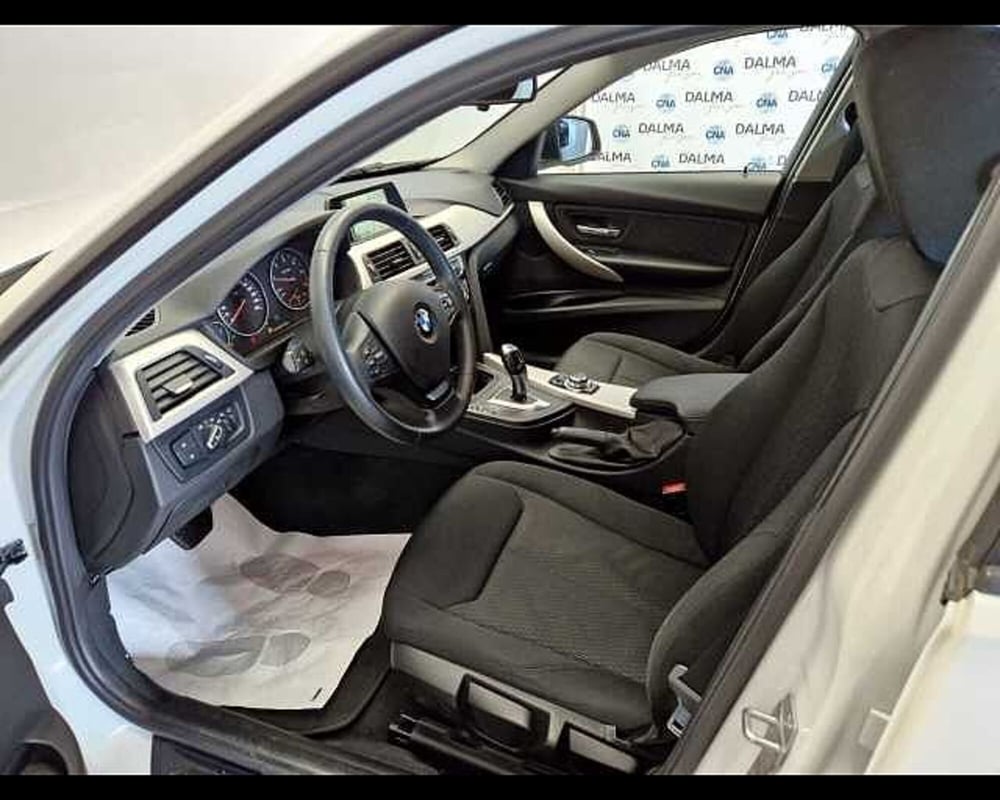 BMW Serie 3 Touring usata a Milano (6)