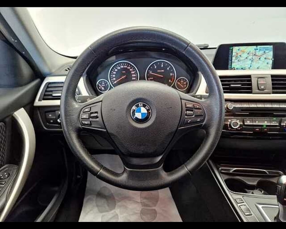 BMW Serie 3 Touring usata a Milano (8)