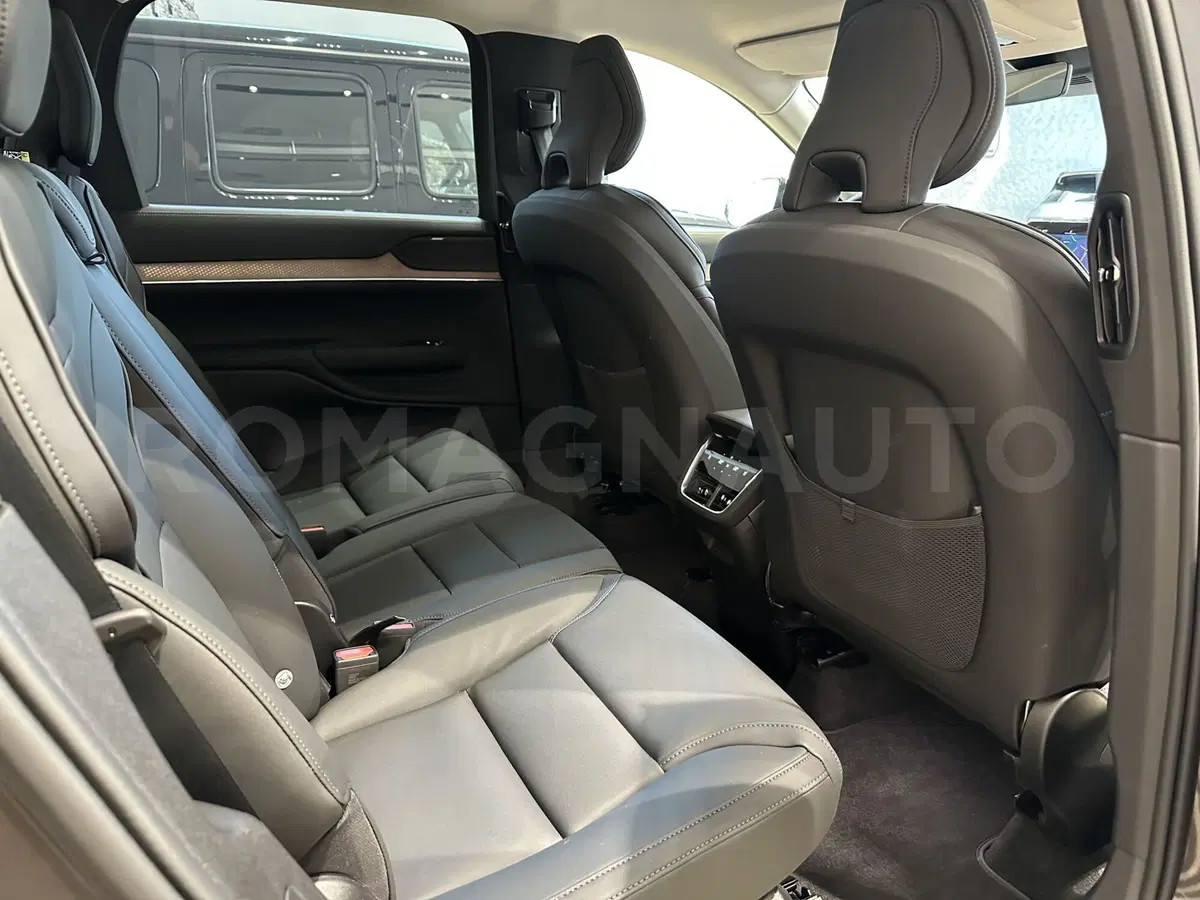 Volvo EX90 usata a Forlì-Cesena (18)