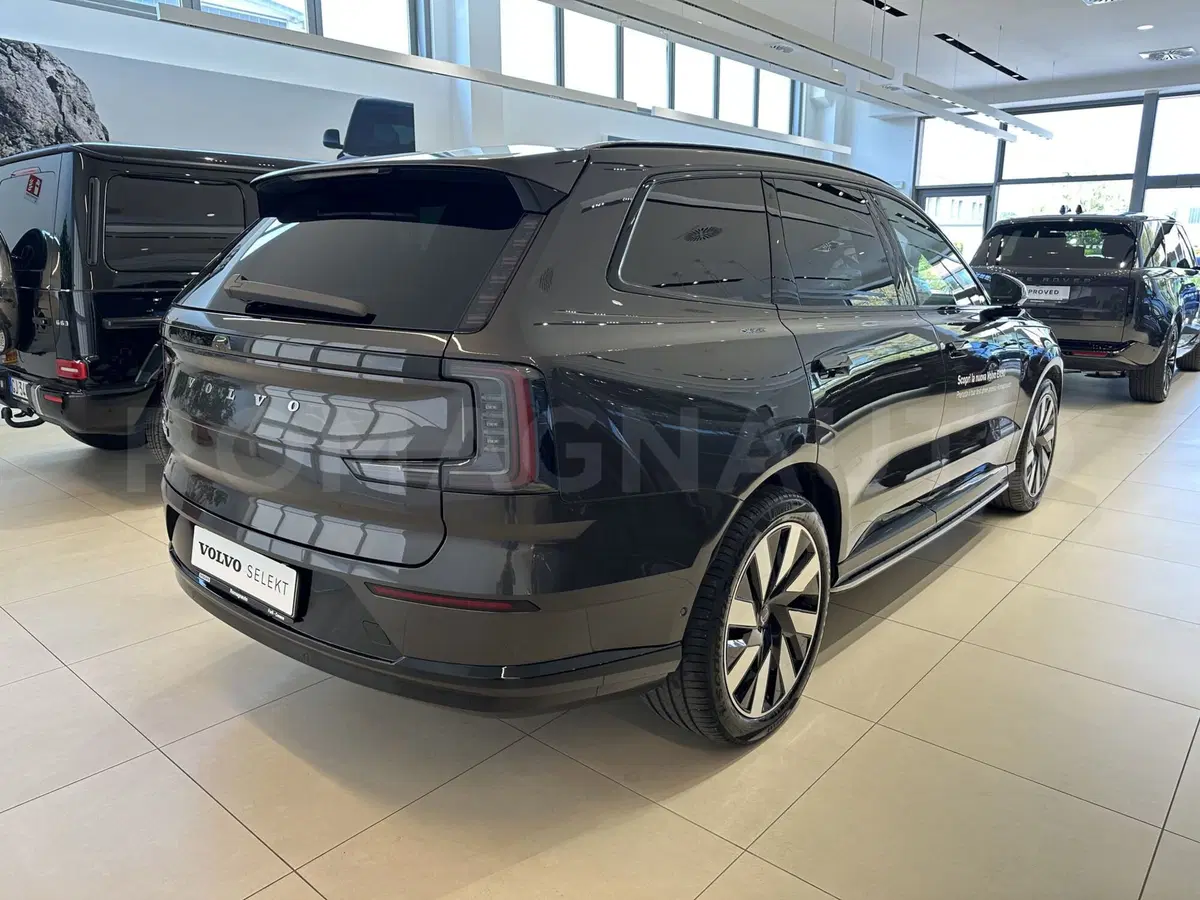 Volvo EX90 usata a Forlì-Cesena (7)