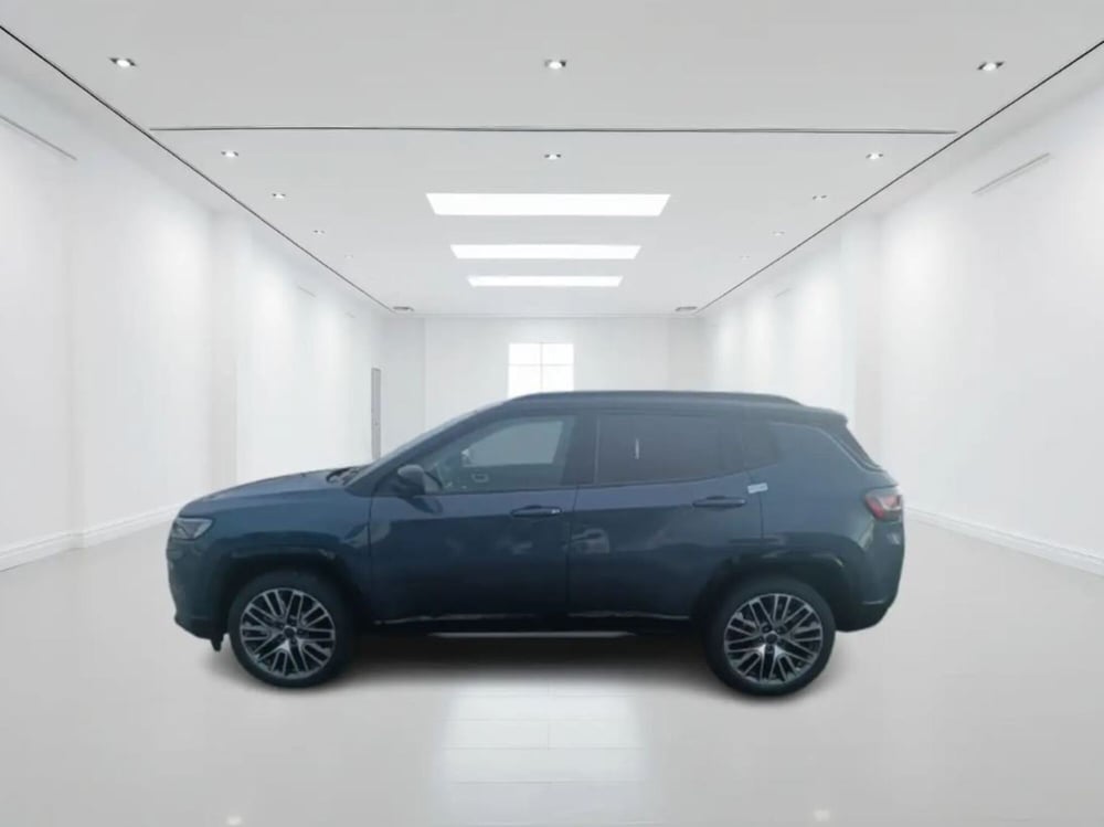 Jeep Compass nuova a Latina (2)
