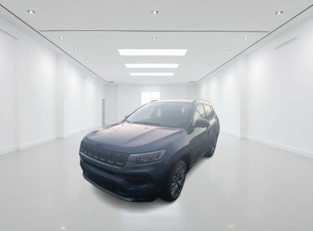 Jeep Compass nuova a Latina (3)