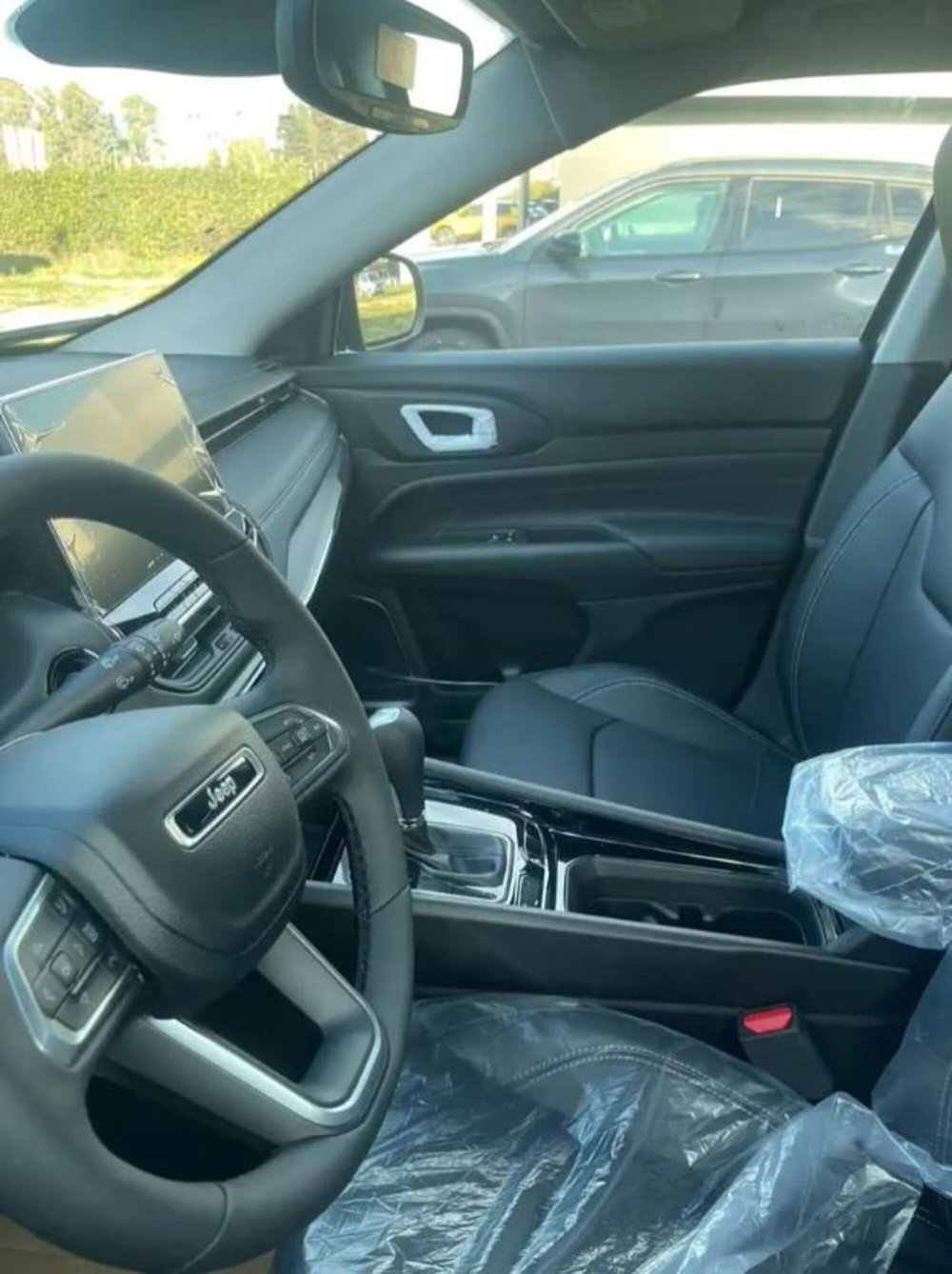 Jeep Compass nuova a Latina (6)