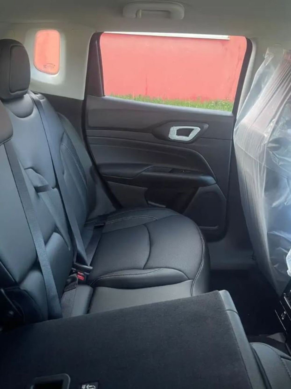 Jeep Compass nuova a Latina (7)