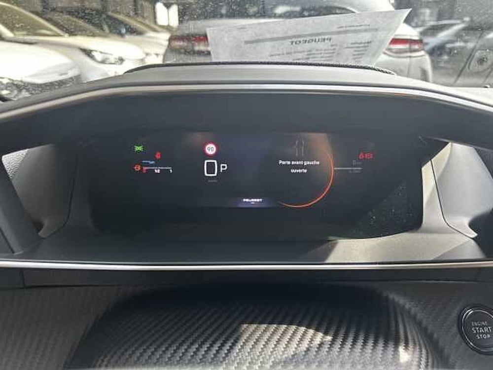 Peugeot 208 nuova a Milano (13)