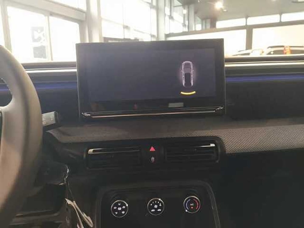 Citroen C3 Aircross nuova a Milano (14)