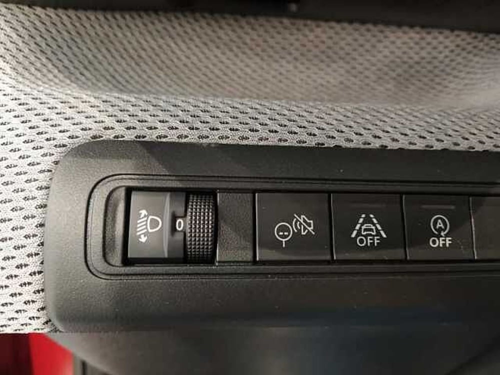 Citroen C3 Aircross nuova a Milano (19)