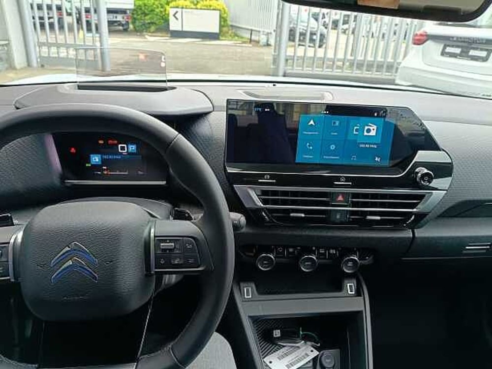 Citroen C4 X nuova a Milano (12)