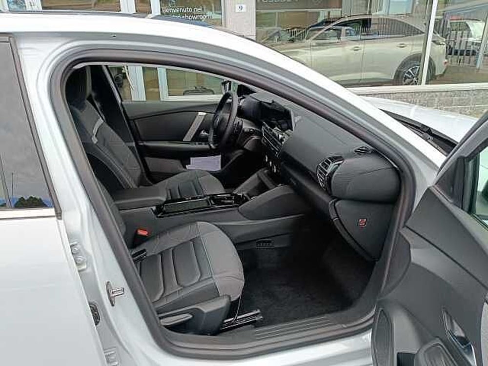 Citroen C4 X nuova a Milano (13)