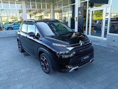 Citroen C3 Aircross PureTech 110 S&amp;S Shine Pack del 2023 usata a Magenta