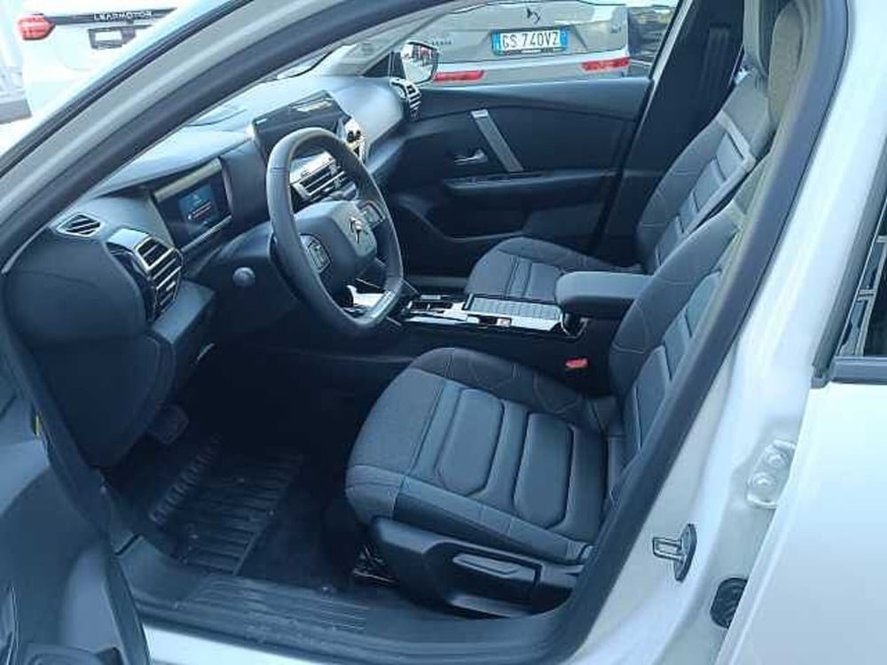Citroen C4 nuova a Milano (10)