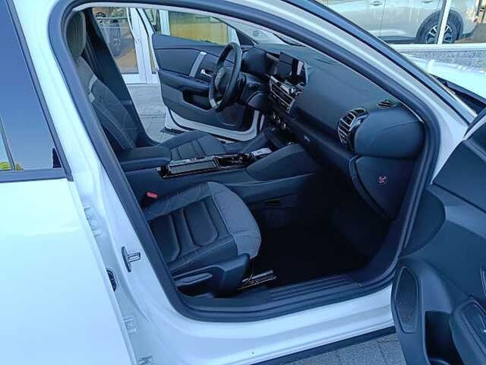 Citroen C4 nuova a Milano (13)