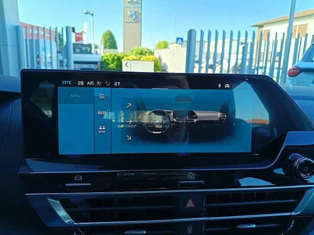 Citroen C4 nuova a Milano (18)