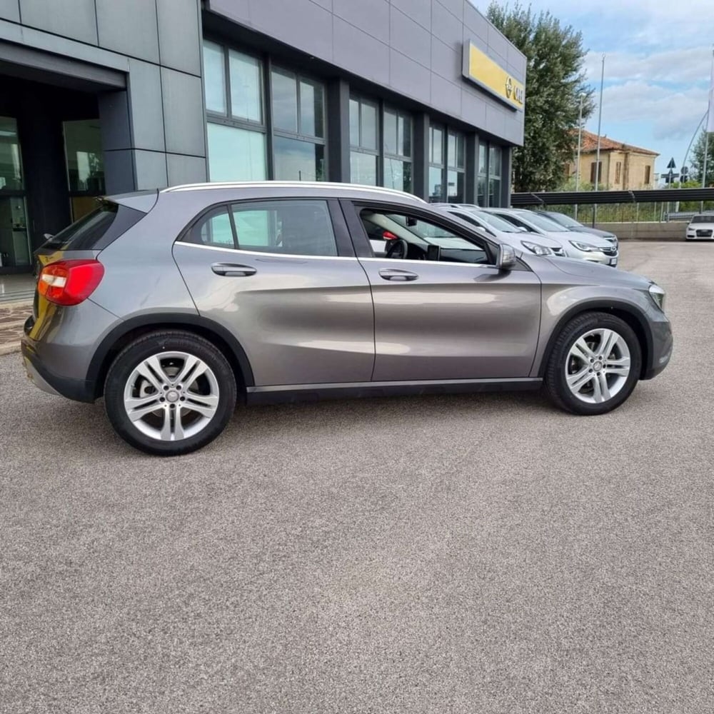 Mercedes-Benz GLA SUV usata a Padova (8)
