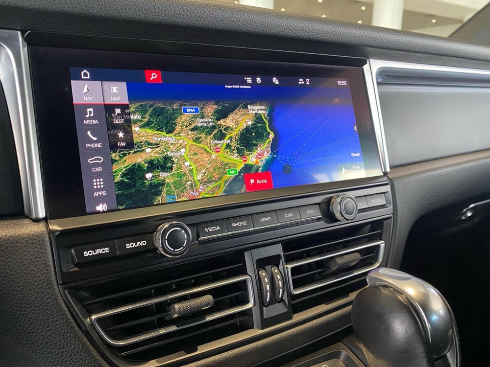 Porsche Macan usata a Firenze (17)