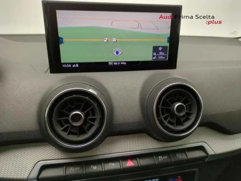 Audi Q2 usata a Avellino (14)
