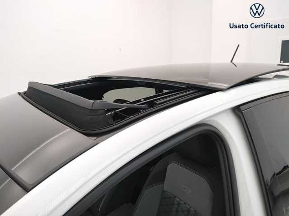Volkswagen Taigo usata a Varese (13)