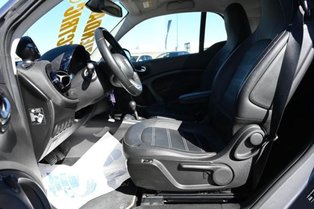 smart Fortwo usata a Torino (13)
