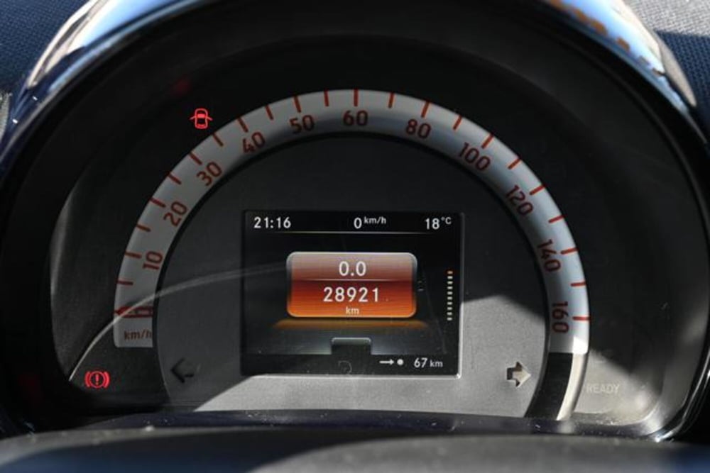 smart Fortwo usata a Torino (16)